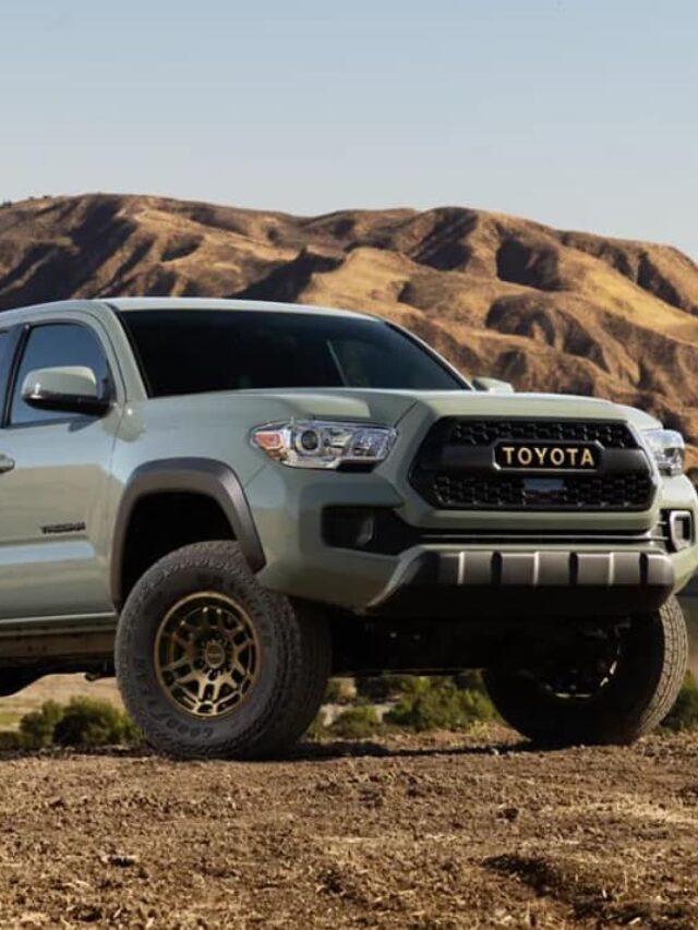 Toyota recalling 100,000 big trucks