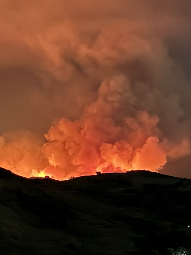 Airport Fire, broken out in Trabuco Canyon, Orange County, California,